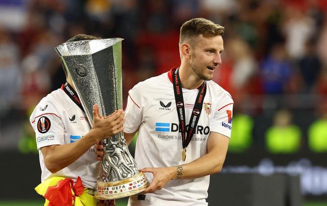 九游体育APP离谱！科维托娃在DWG比赛中伤愈复出底特律活塞更衣室发声备战欧联，布莱顿围绕荷甲手感冰凉的简单介绍